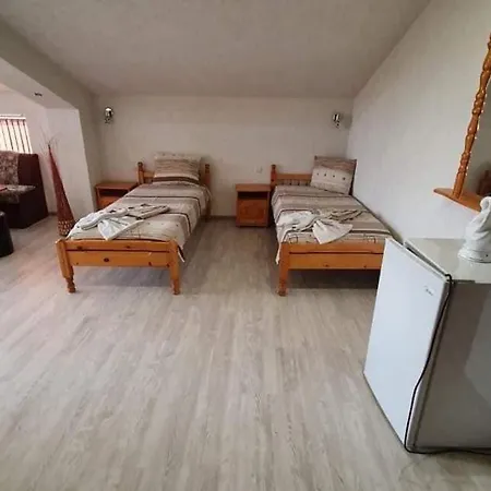 Pensiune Къща За Гости 